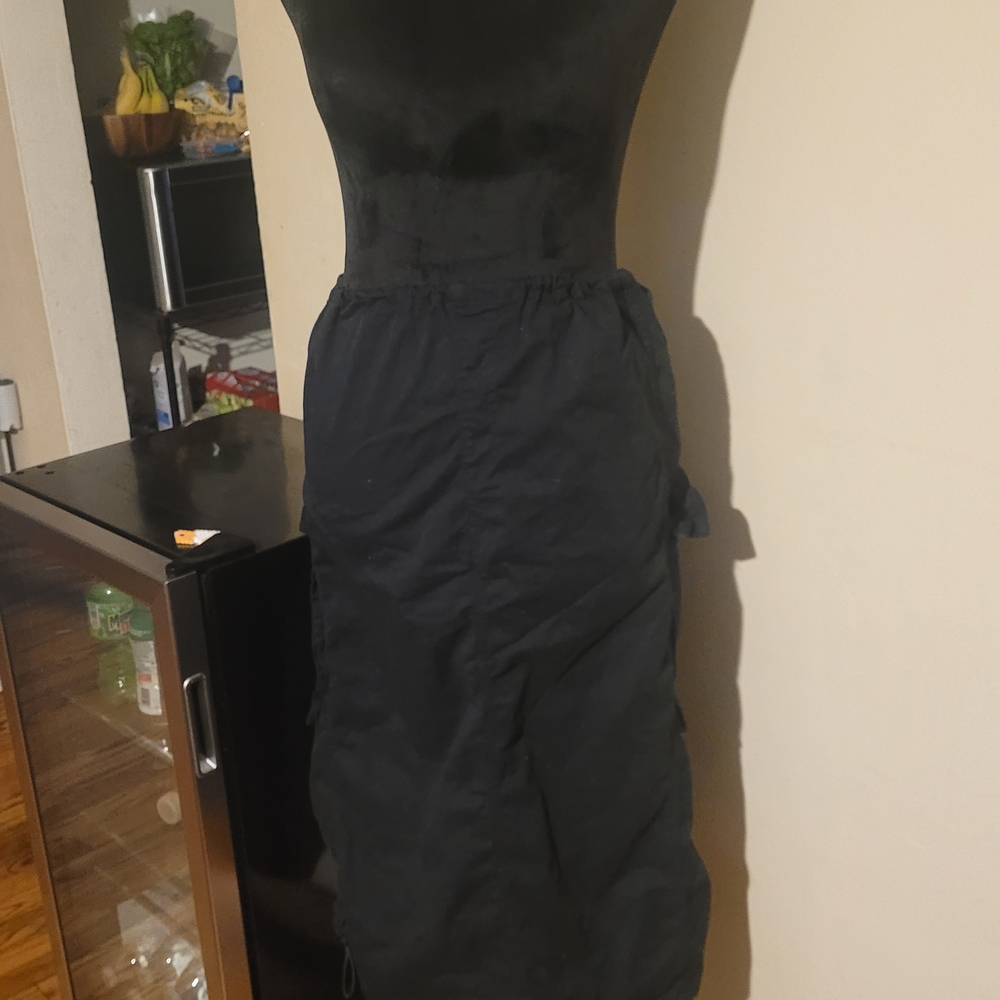 Ultra Flirt Black Midi Skirt